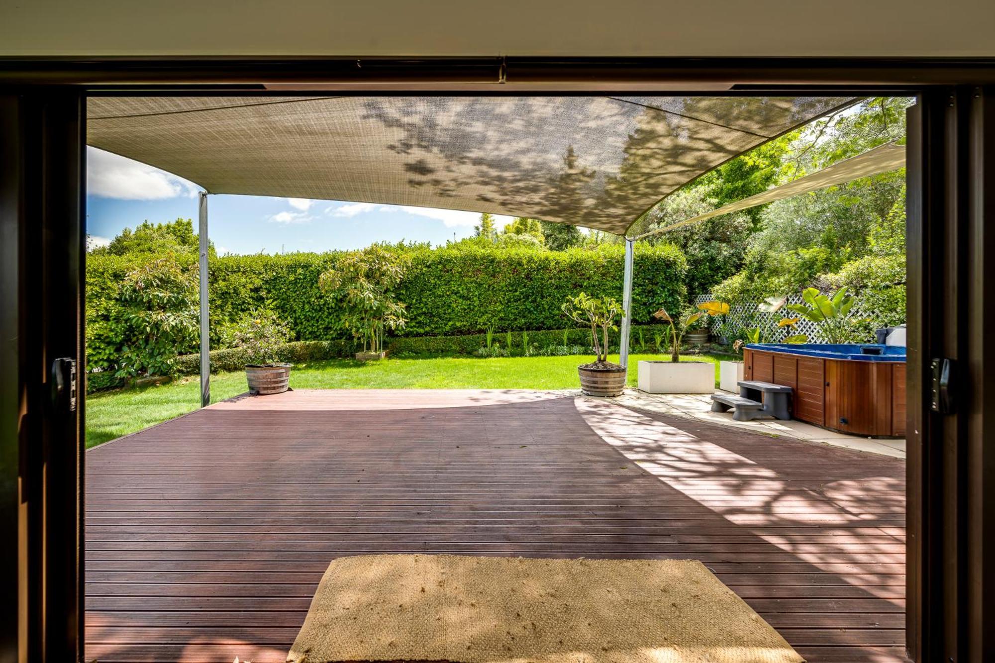 Sunny Oasis - Havelock North Retreat Villa Exterior photo